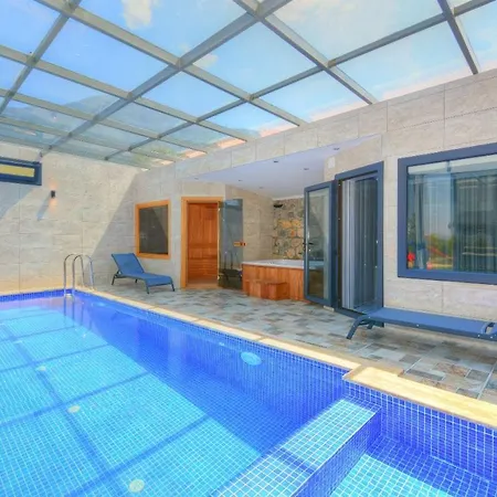 Massa Villa *